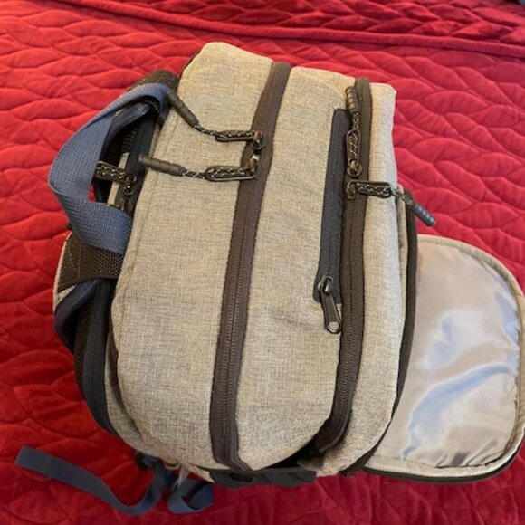 Timbuk2 Laptop Backpack Gray – Excellent Condition - Picture 5 of 11